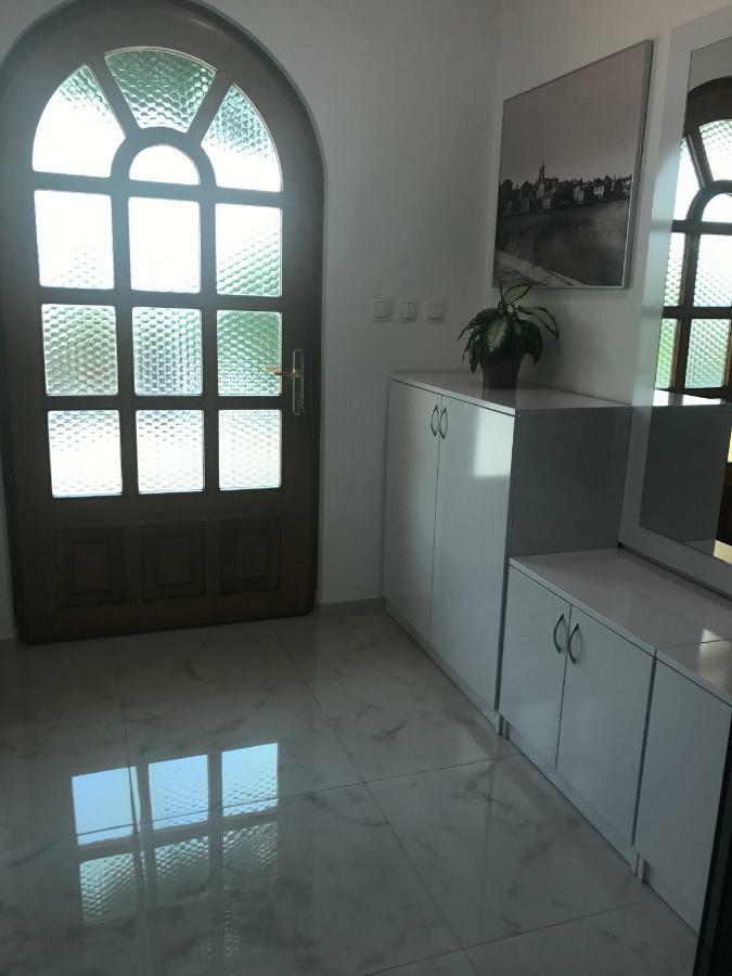 Vila Rojana Vodice Esterno foto